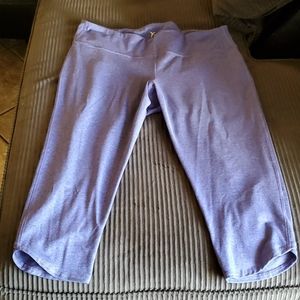 Plus size workout cropped leggings